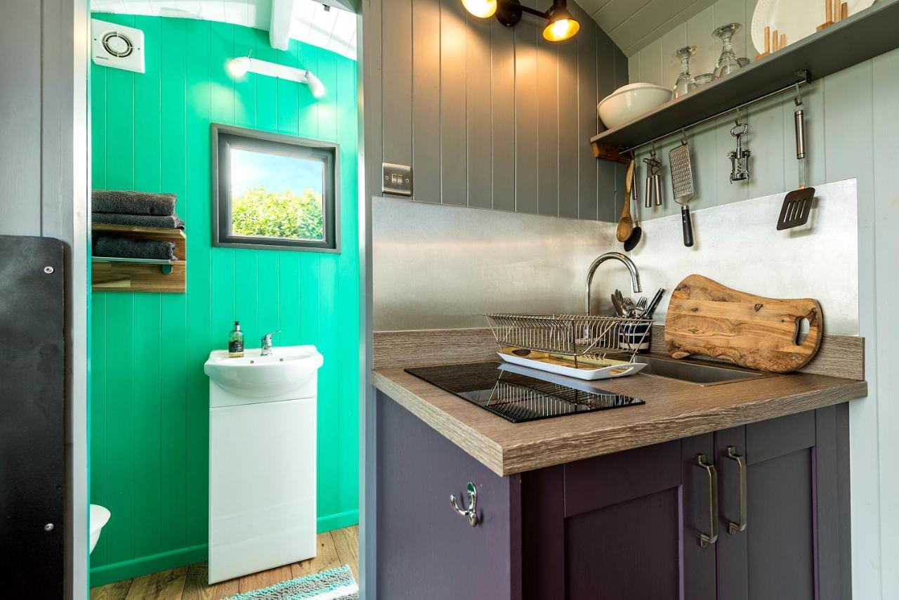 The Big Cwtch Shepherd'S Hut Kidwelly 外观 照片