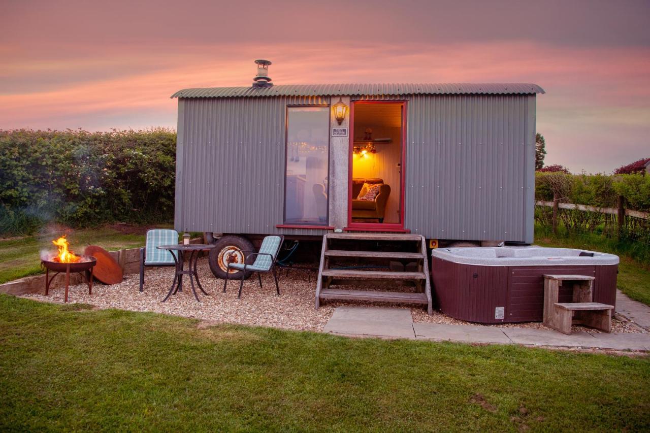 The Big Cwtch Shepherd'S Hut Kidwelly 外观 照片